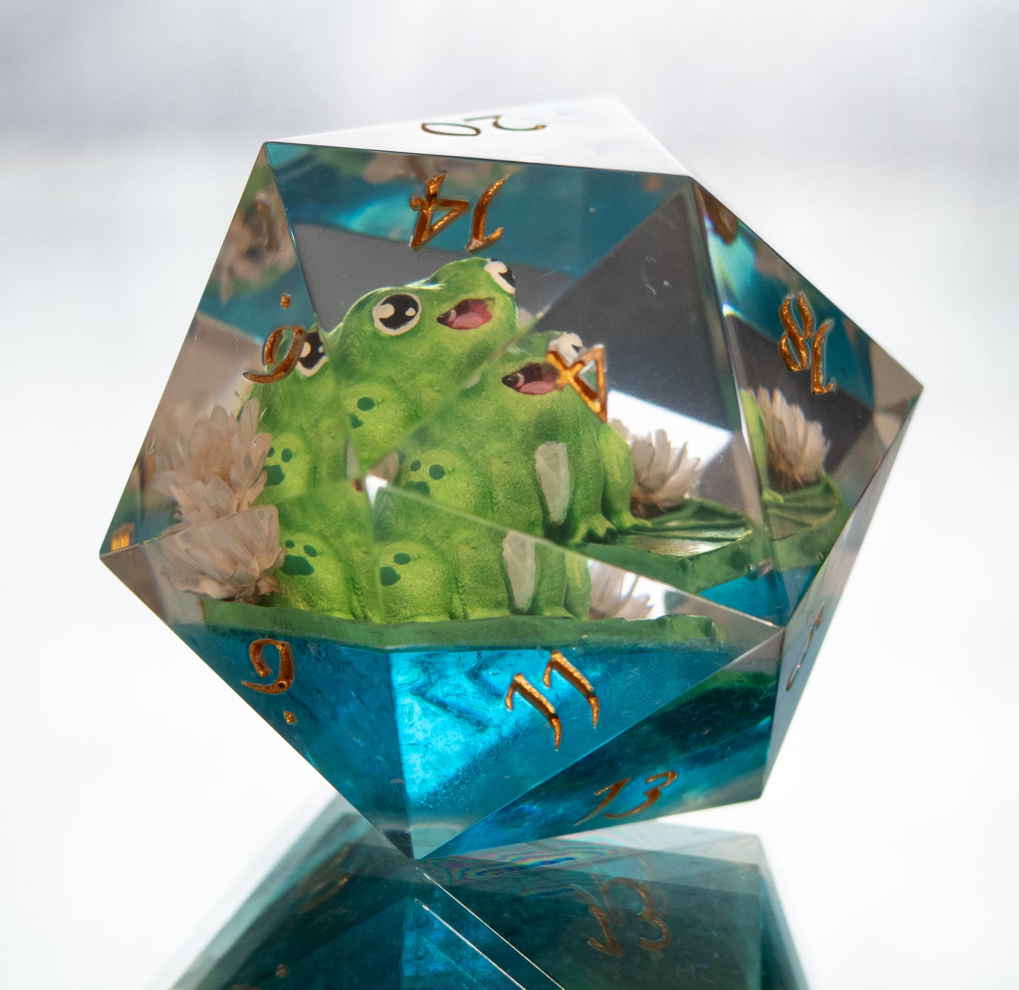 Froggy Friend - Handmade Chonk D20