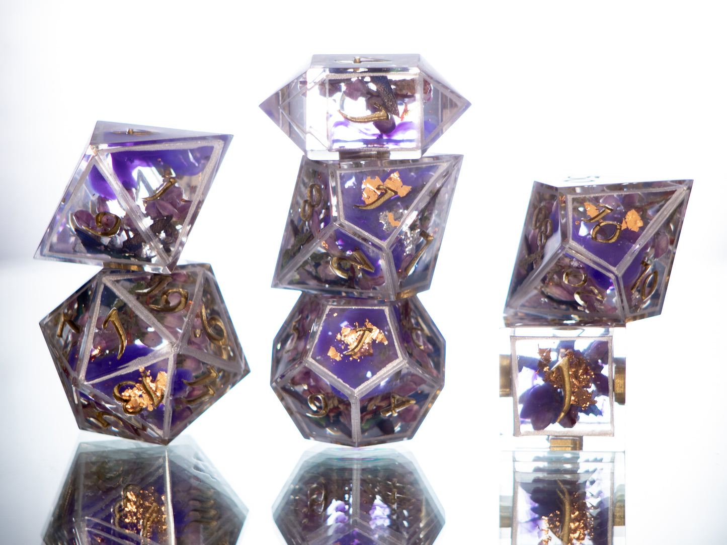 Hummingbird Garden - 7 Piece Handmade Resin Dice