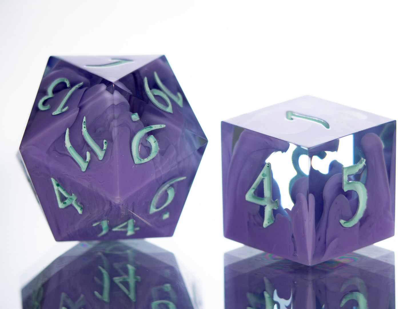 Billowing Bloops - Alt 7 Piece Handmade Resin Dice