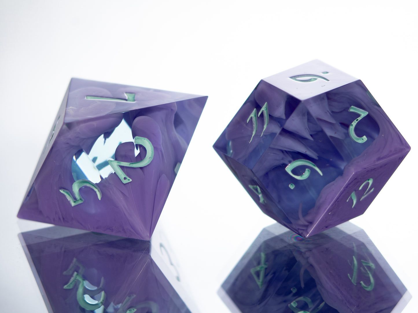 Billowing Bloops - Alt 7 Piece Handmade Resin Dice
