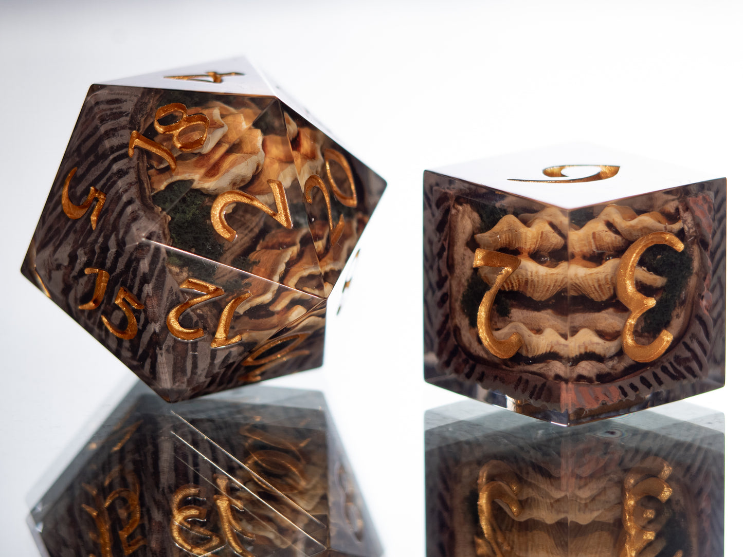 Chicken of the Woods - Alt 7 Piece Handmade Resin Dice