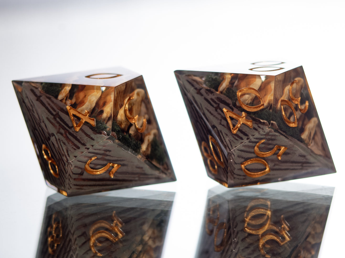 Chicken of the Woods - Alt 7 Piece Handmade Resin Dice