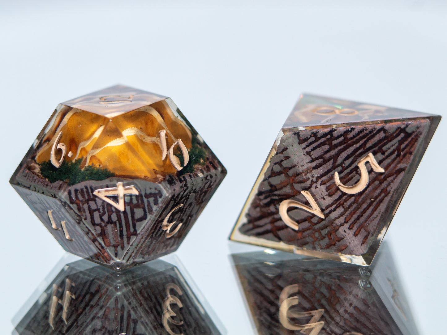 Chicken of the Woods - Alt 7 Piece Handmade Resin Dice