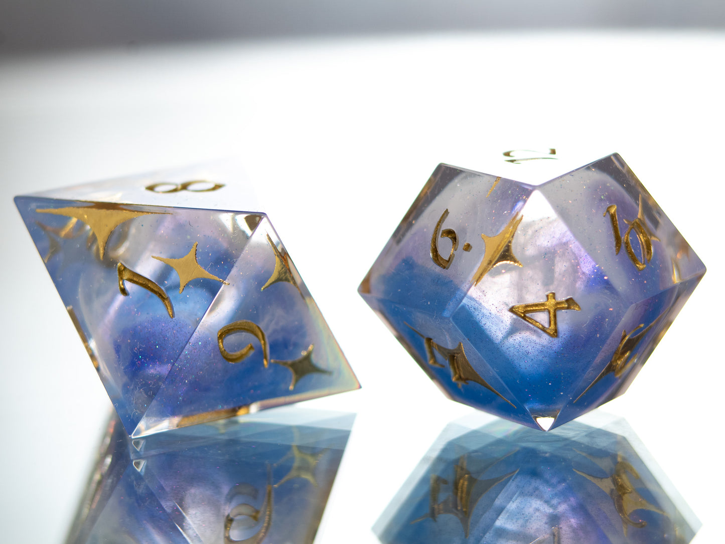Guinevere - 7 Piece Handmade Dice