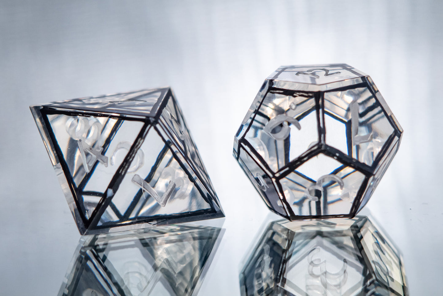 Modern Art - 7 Piece Handmade Resin Dice