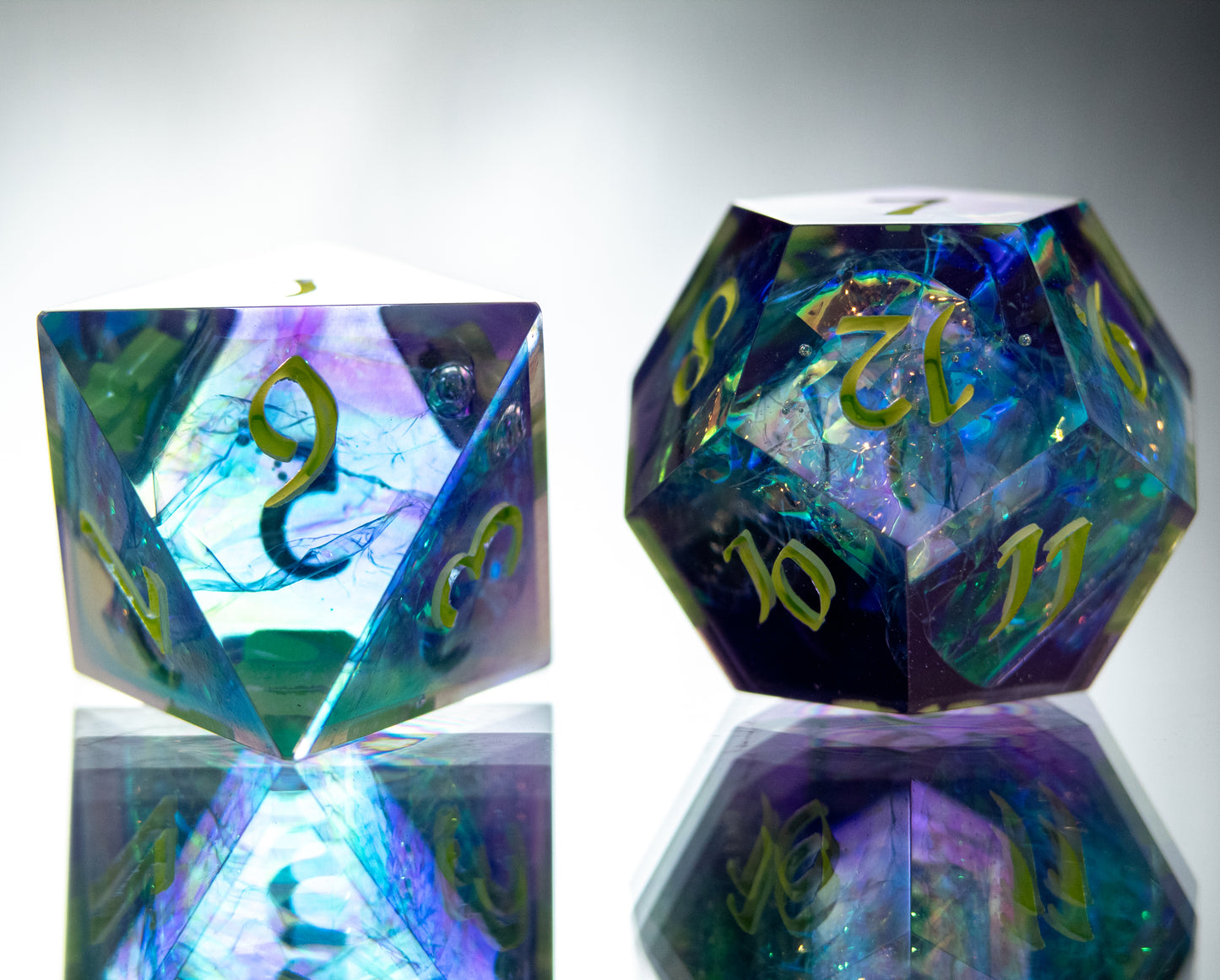 Arcane Energy: 7 Piece Handmade Resin Dice