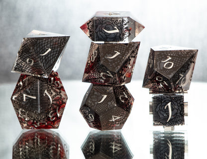 Lover's Lace - 7 Piece Handmade Resin Dice