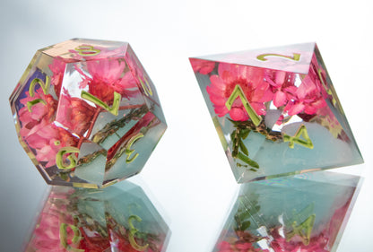 Summer Bloom - 7 Piece Handmade Resin Dice