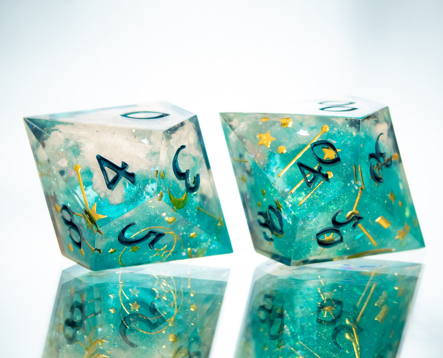 Teal Aurora - 7 Piece Handmade Resin Dice