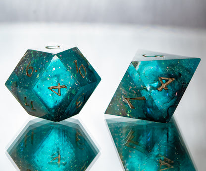 Lifestream - Alt 7 Piece Handmade Resin Dice