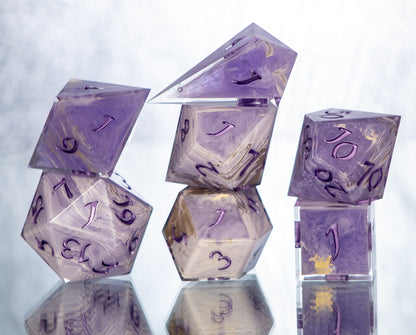 Amethyst Ore - Alt 7 Piece Handmade Resin Dice