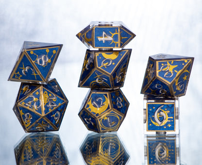 Wizard's Robes : 7 Piece Handmade Resin Dice