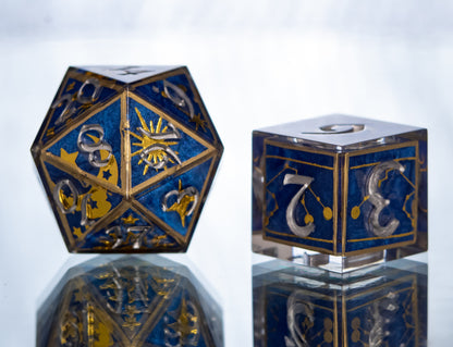 Wizard's Robes : 7 Piece Handmade Resin Dice