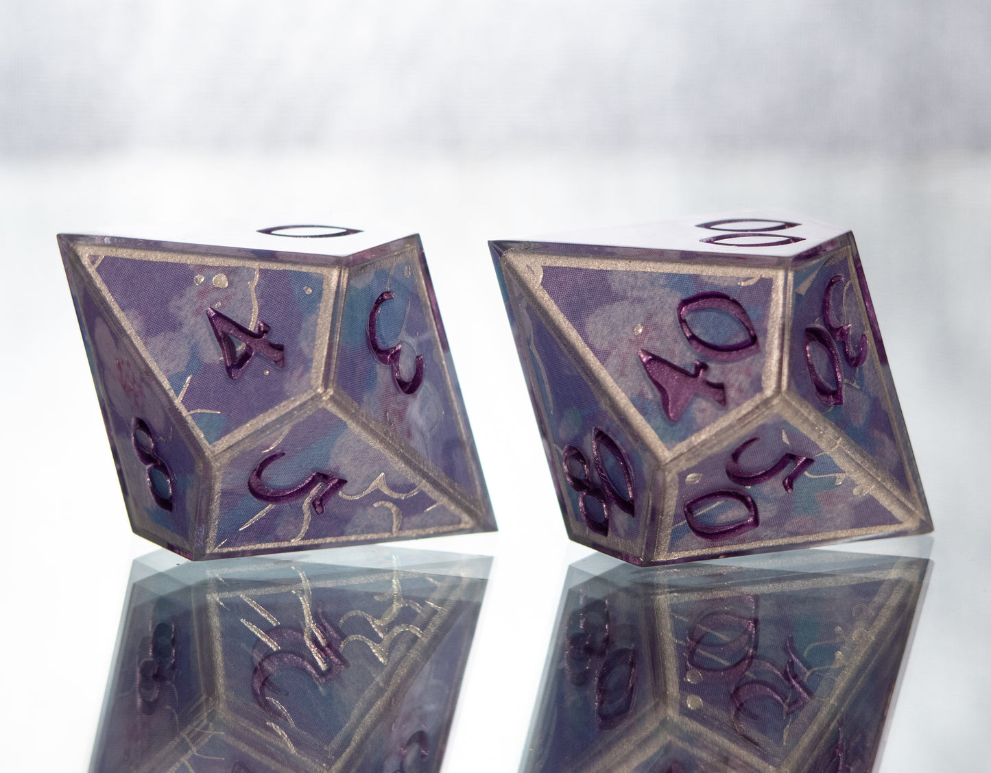 Delicate- Alt 7 Piece Handmade Resin Dice