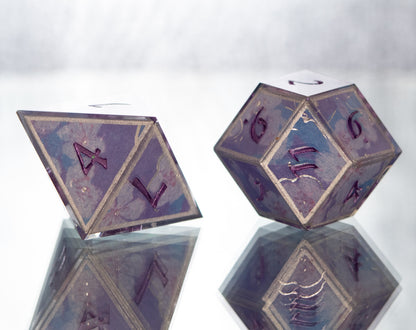 Delicate- Alt 7 Piece Handmade Resin Dice