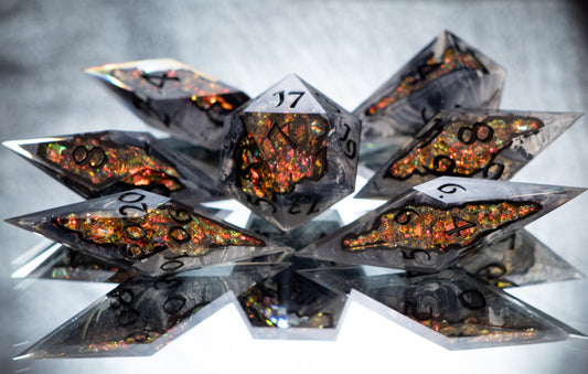 Molten Core - Sharp 7 Piece Handmade Resin Dice