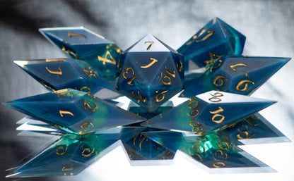 Captured Aurora - Sharp 7 Piece Handmade Resin Dice