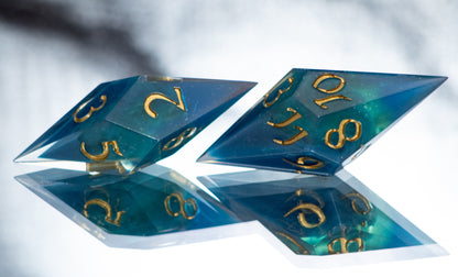 Captured Aurora - Sharp 7 Piece Handmade Resin Dice