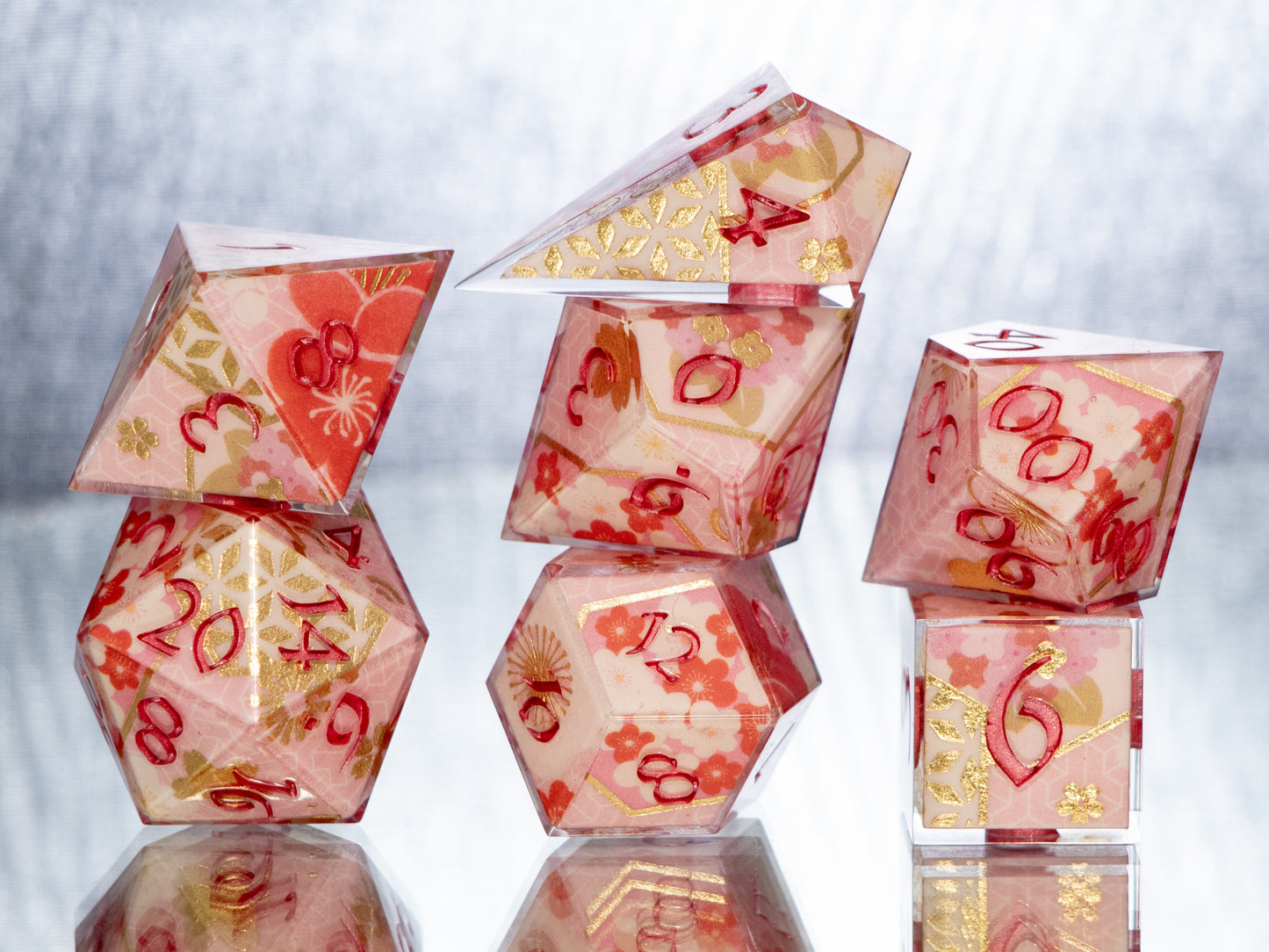 Hanami - 7 Piece Handmade Resin Dice