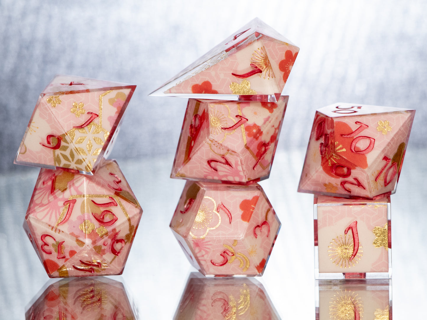 Hanami - 7 Piece Handmade Resin Dice