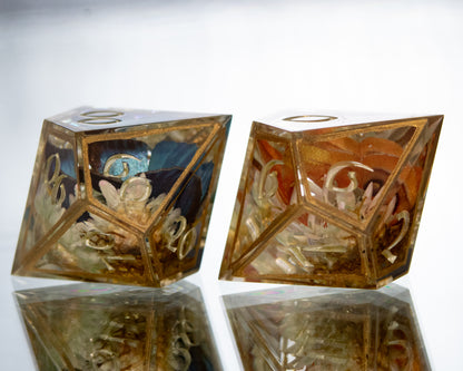 Antique Floral Lepidoptera - 7 Piece Handmade Resin Dice