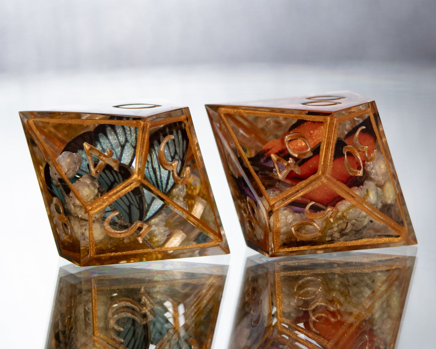 Gold Floral Lepidoptera - 7 Piece Handmade Resin Dice