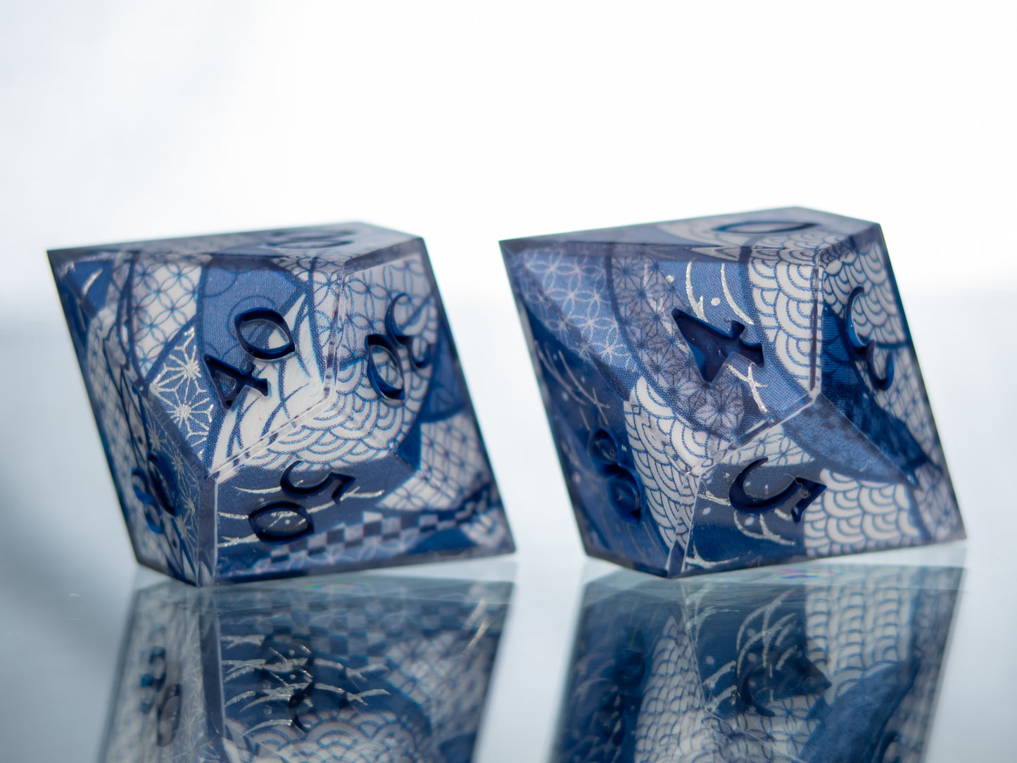 Aizome - 7 Piece Handmade Resin Dice