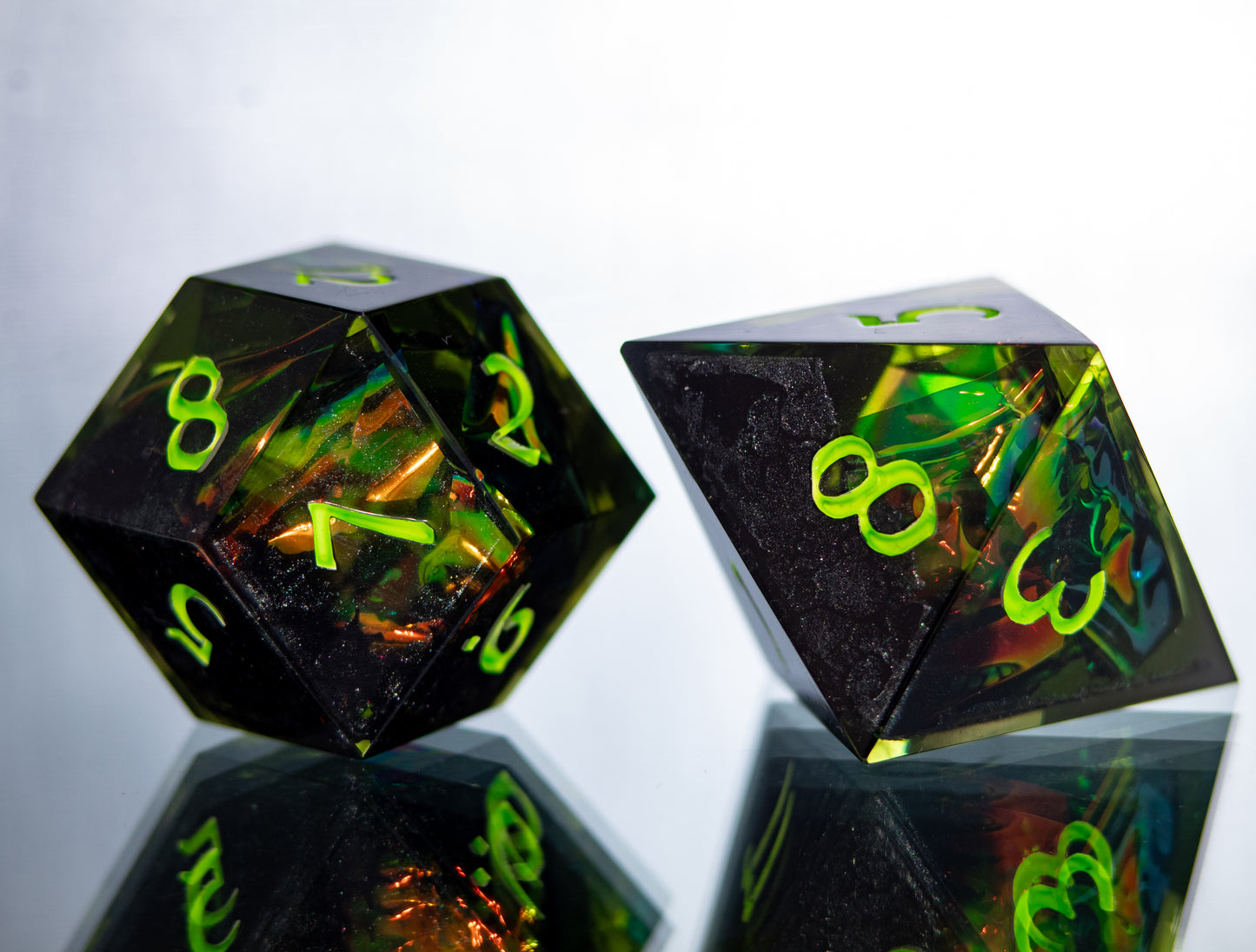 Poison Spray - Alt 7 Piece Handmade Resin Dice