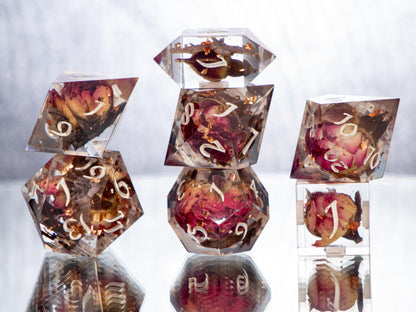 Vampire's Rose - 7 Piece Handmade Resin Dice