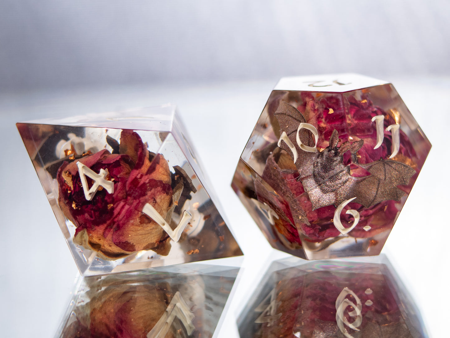 Vampire's Rose - 7 Piece Handmade Resin Dice