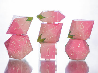 Sweet Strawberries - 7 Piece Handmade Resin Dice