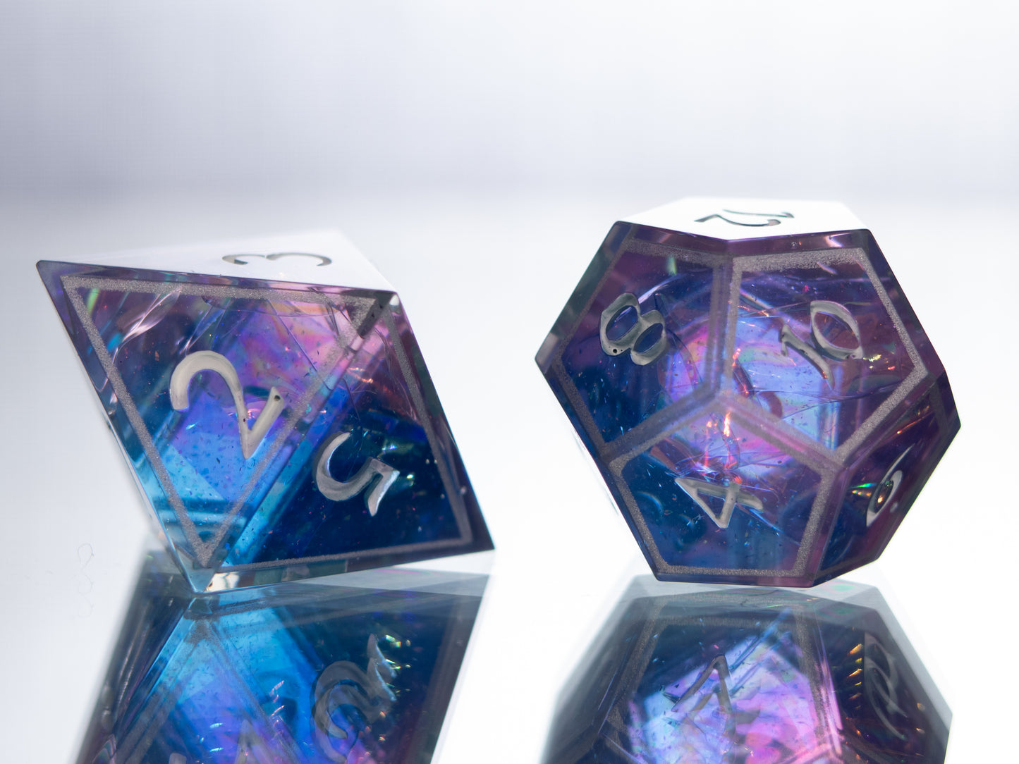 Vaporwave Glass - 7 Piece Handmade Resin Dice