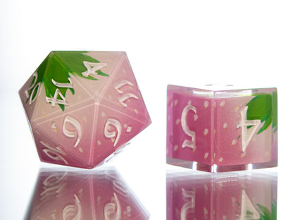 Sweet Strawberries - 7 Piece Handmade Resin Dice