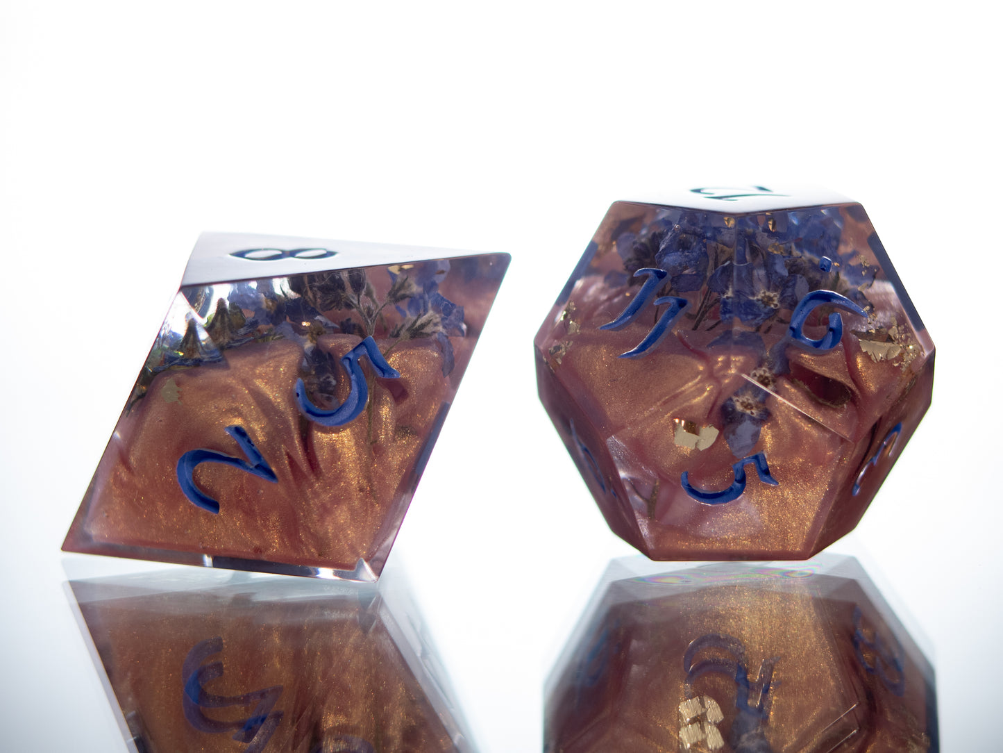 Unforgettable - 7 Piece Handmade Resin Dice