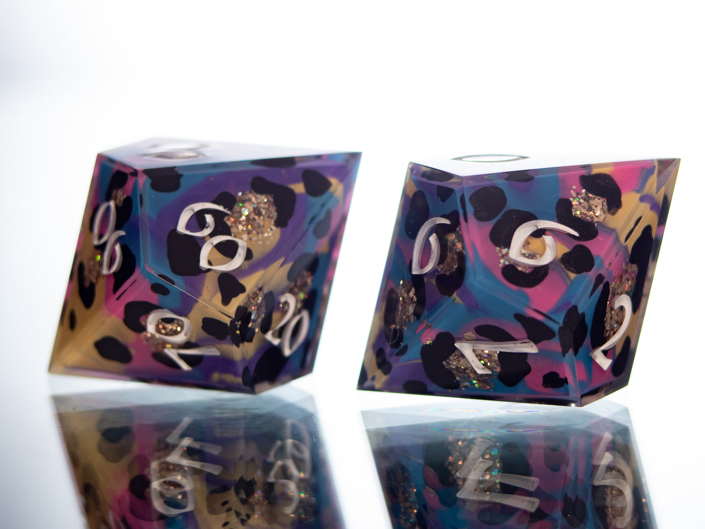 90's Trapper Keeper - 7 Piece Handmade Resin Dice