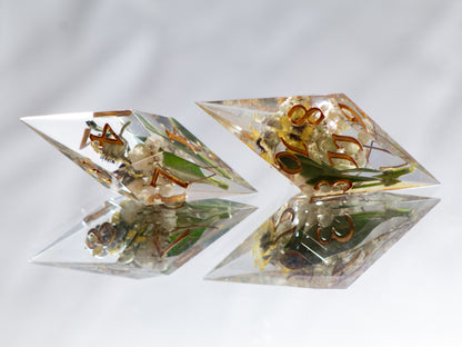 Sunflower Meadow - Sharp 7 Piece Handmade Resin Dice