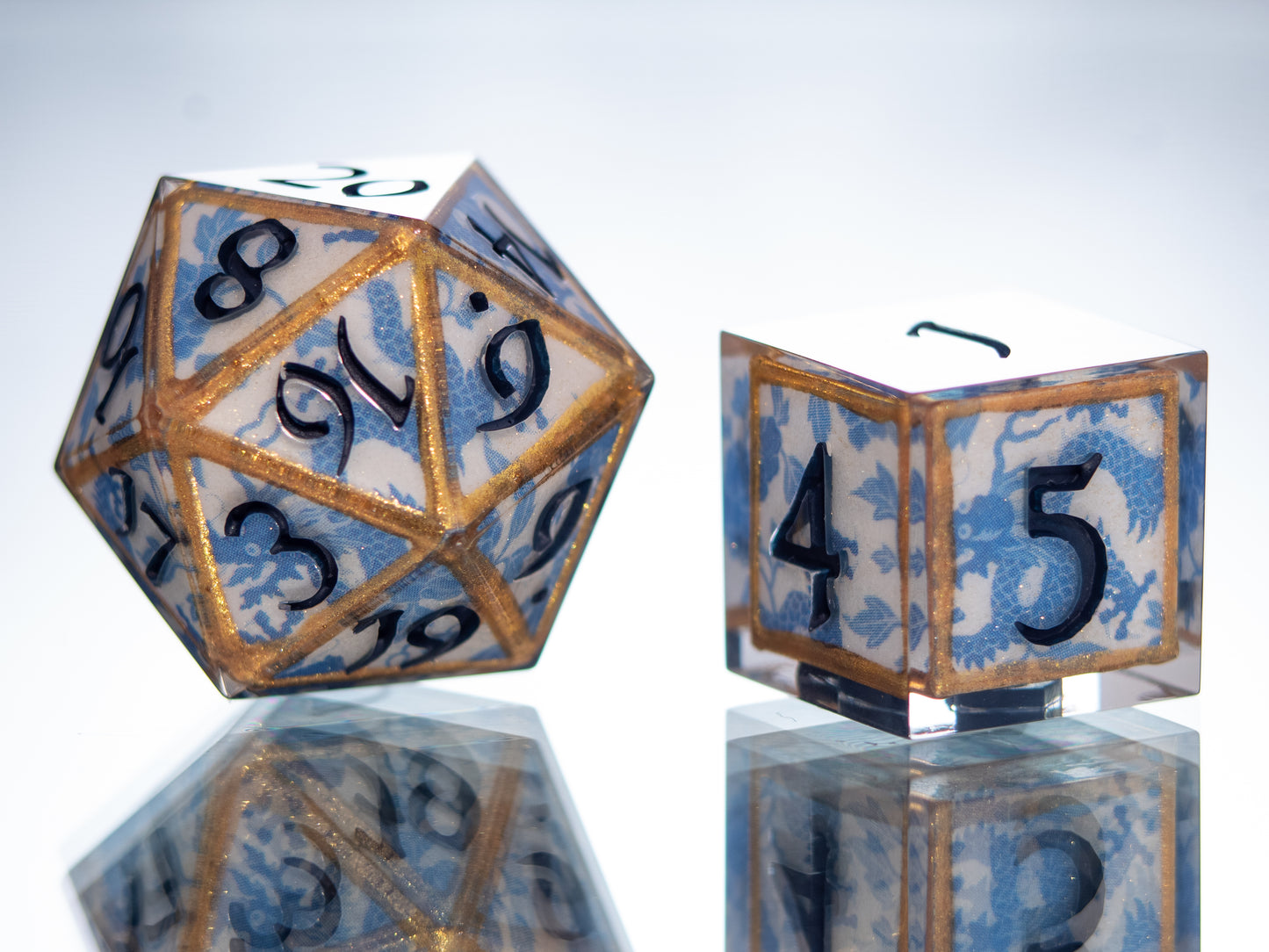Gilded Qinghua - 7 Piece Handmade Resin Dice