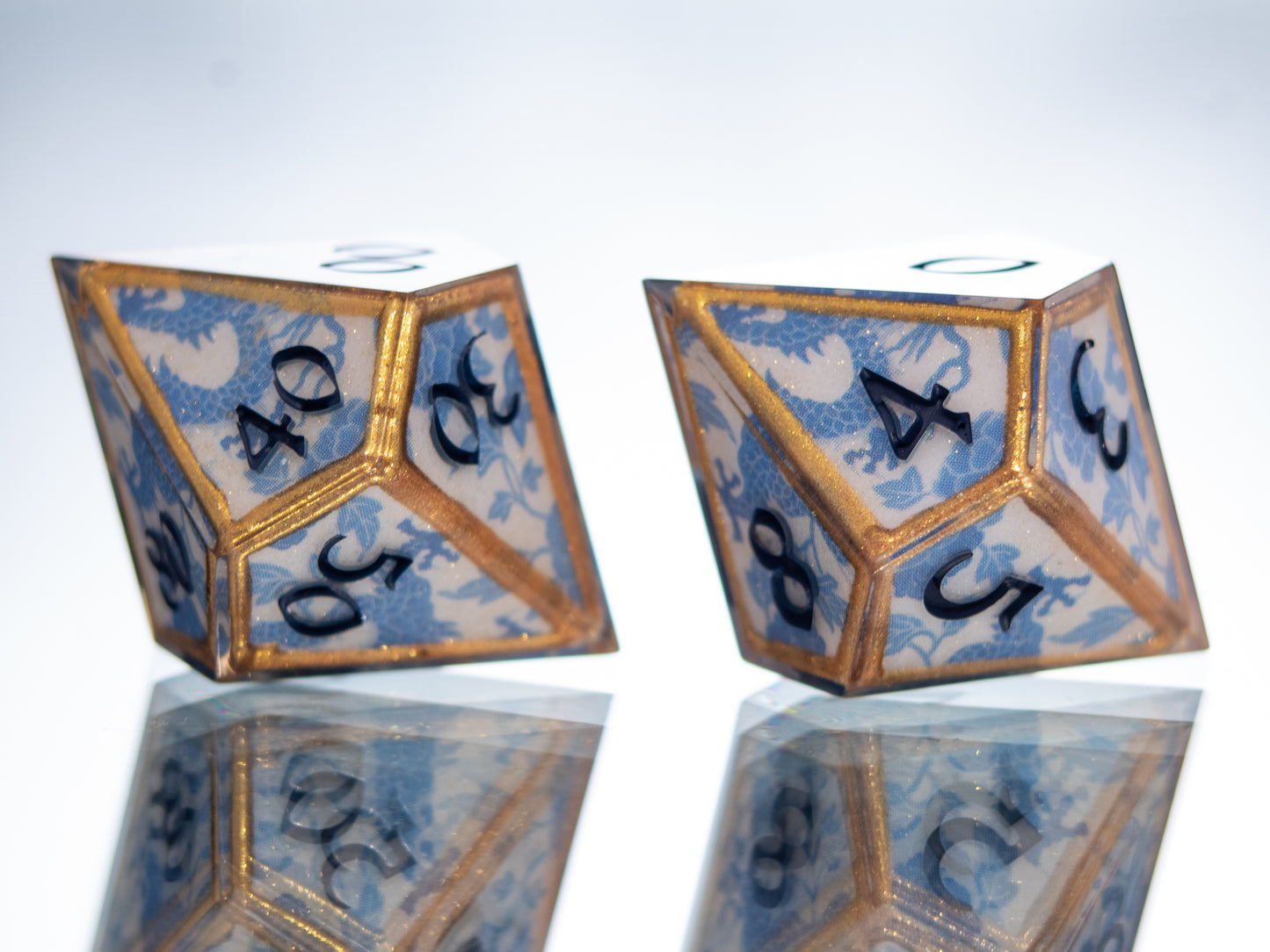 Gilded Qinghua - 7 Piece Handmade Resin Dice