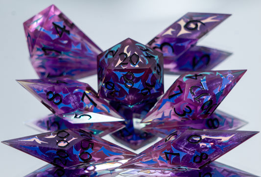 Saja Boys - Sharp 7 Piece Handmade Resin Dice
