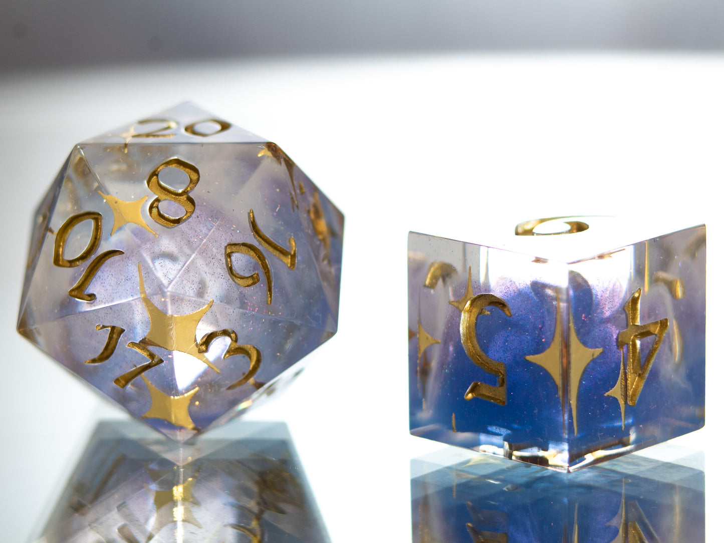 Guinevere - 7 Piece Handmade Dice