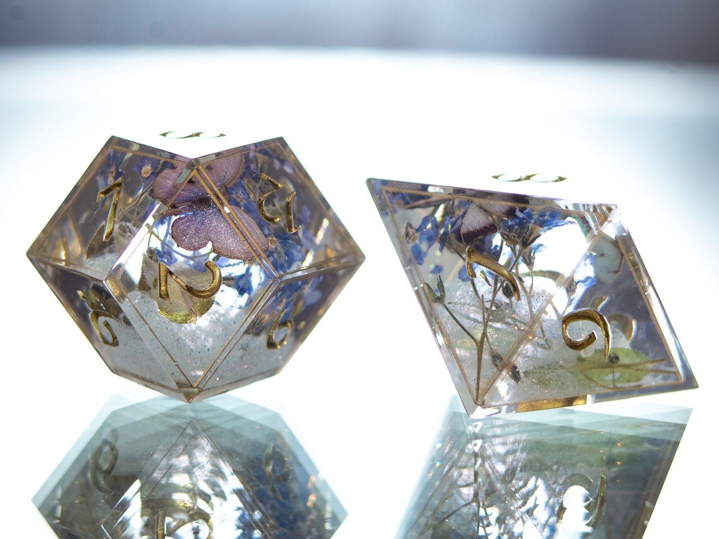 Forget-Me-Not Butterfly Terrarium - 7 Piece Handmade Resin Dice