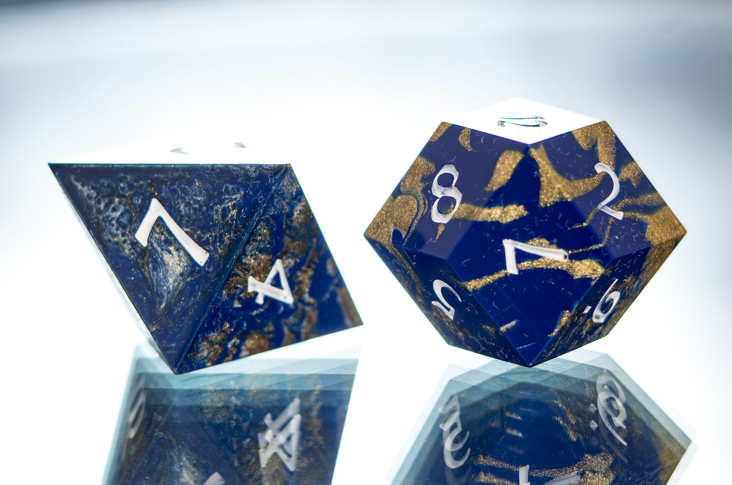 Noble Colors - Alt 7 Piece Handmade Resin Dice
