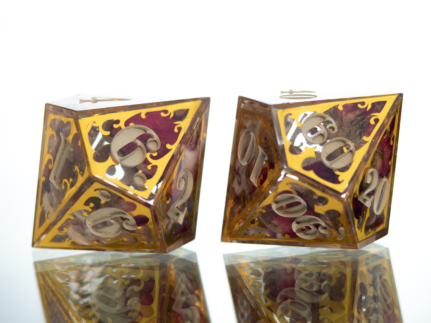 Gilded Thrones - 7 Piece Handmade Dice