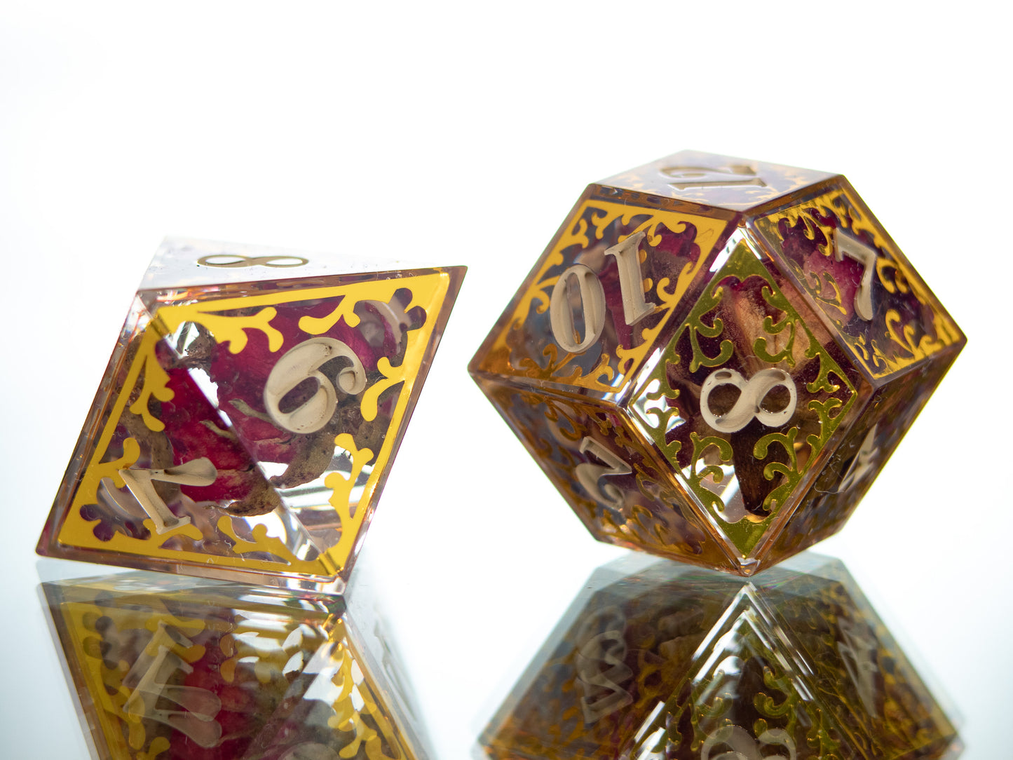 Gilded Thrones - 7 Piece Handmade Dice