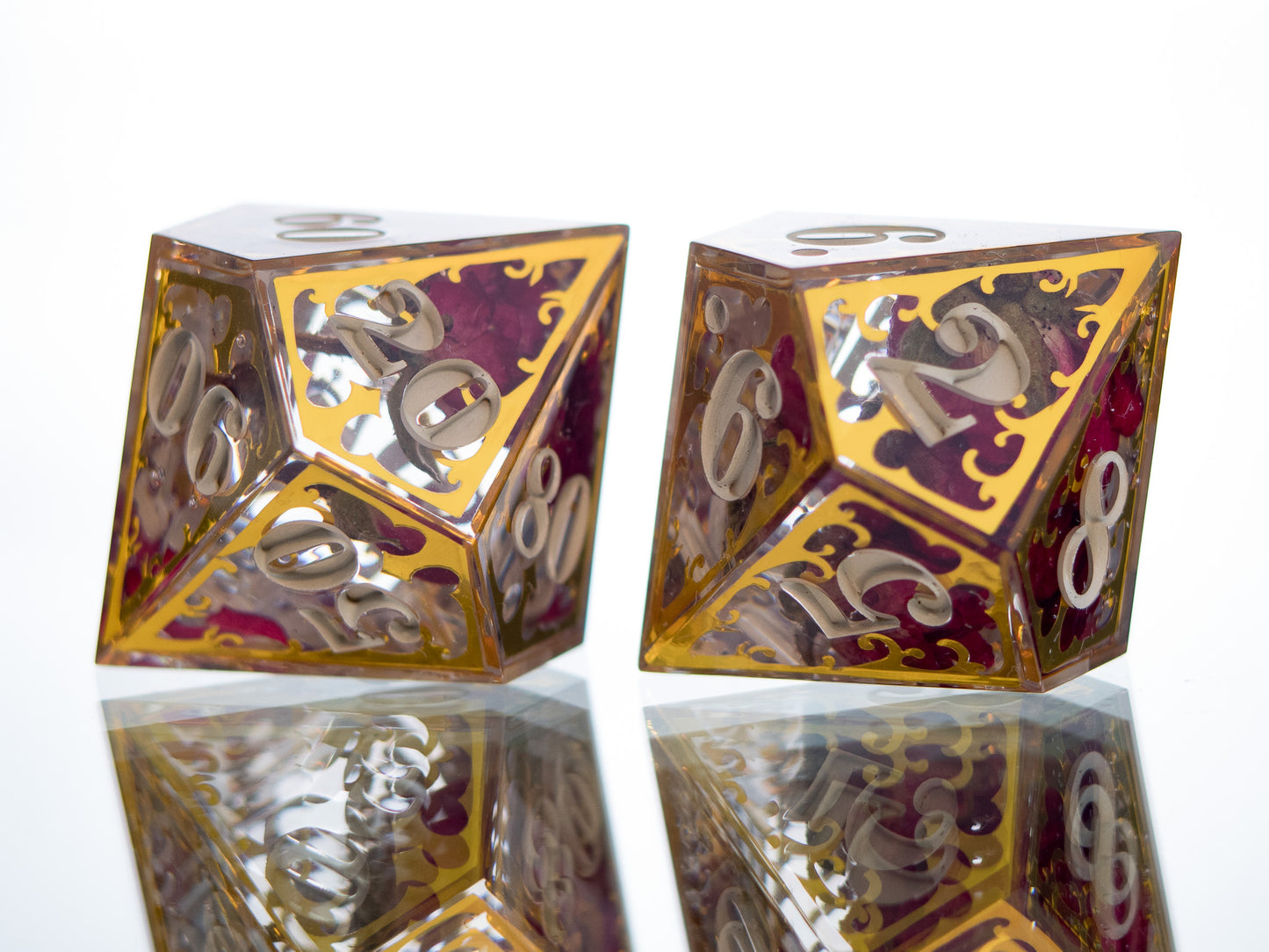Gilded Thrones - 7 Piece Handmade Dice