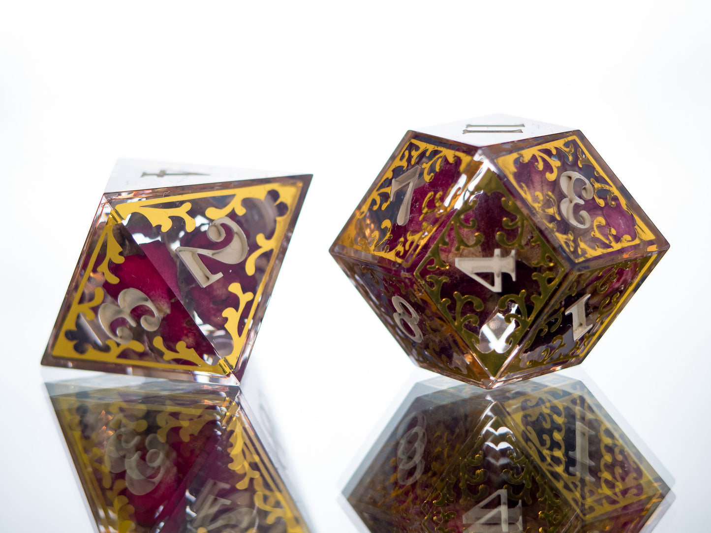 Gilded Thrones - 7 Piece Handmade Dice