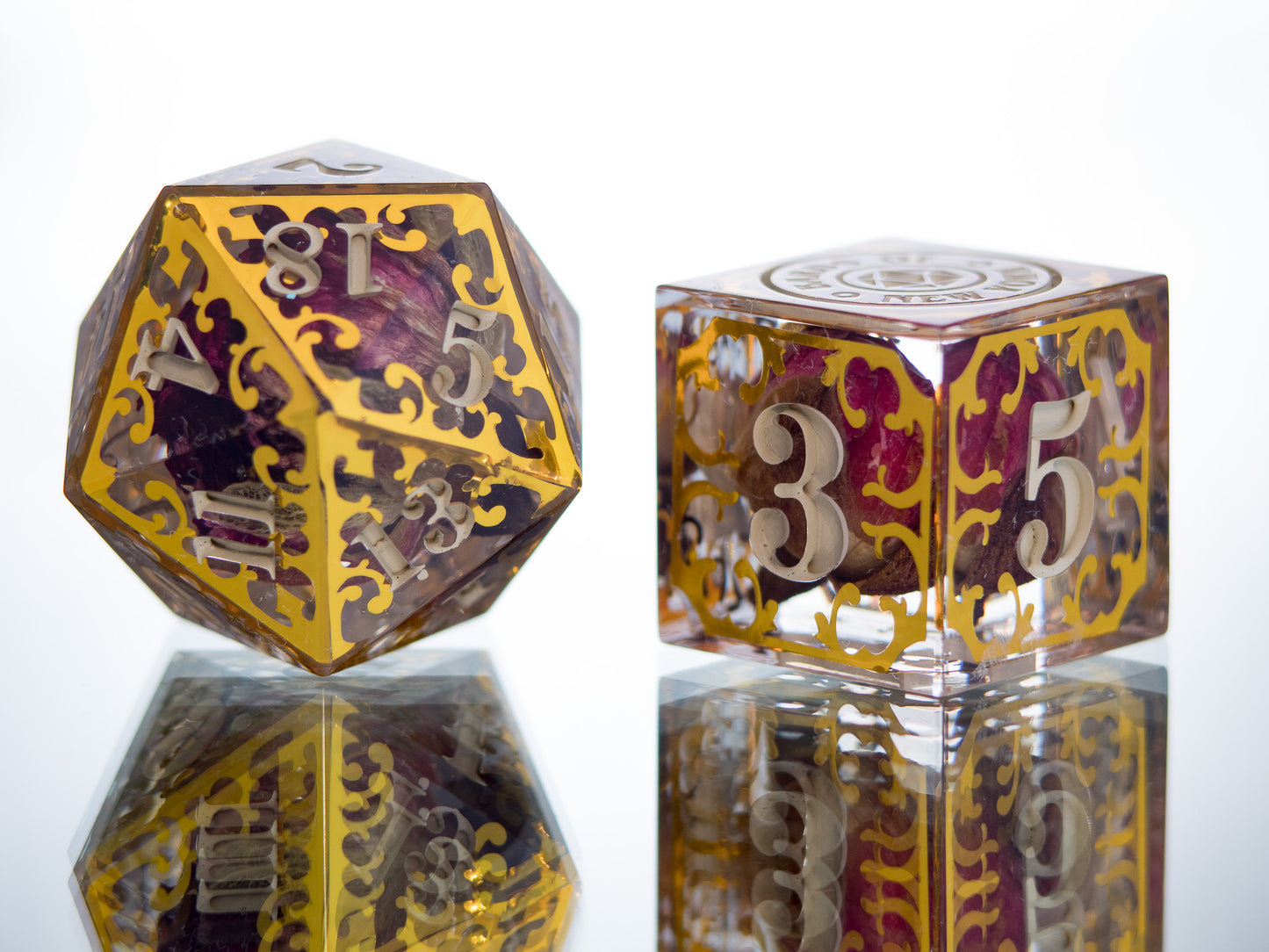 Gilded Thrones - 7 Piece Handmade Dice