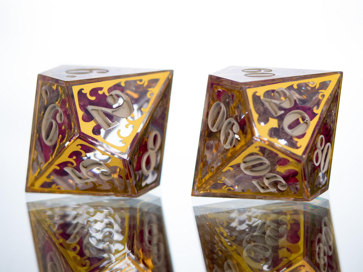 Gilded Thrones - 7 Piece Handmade Dice