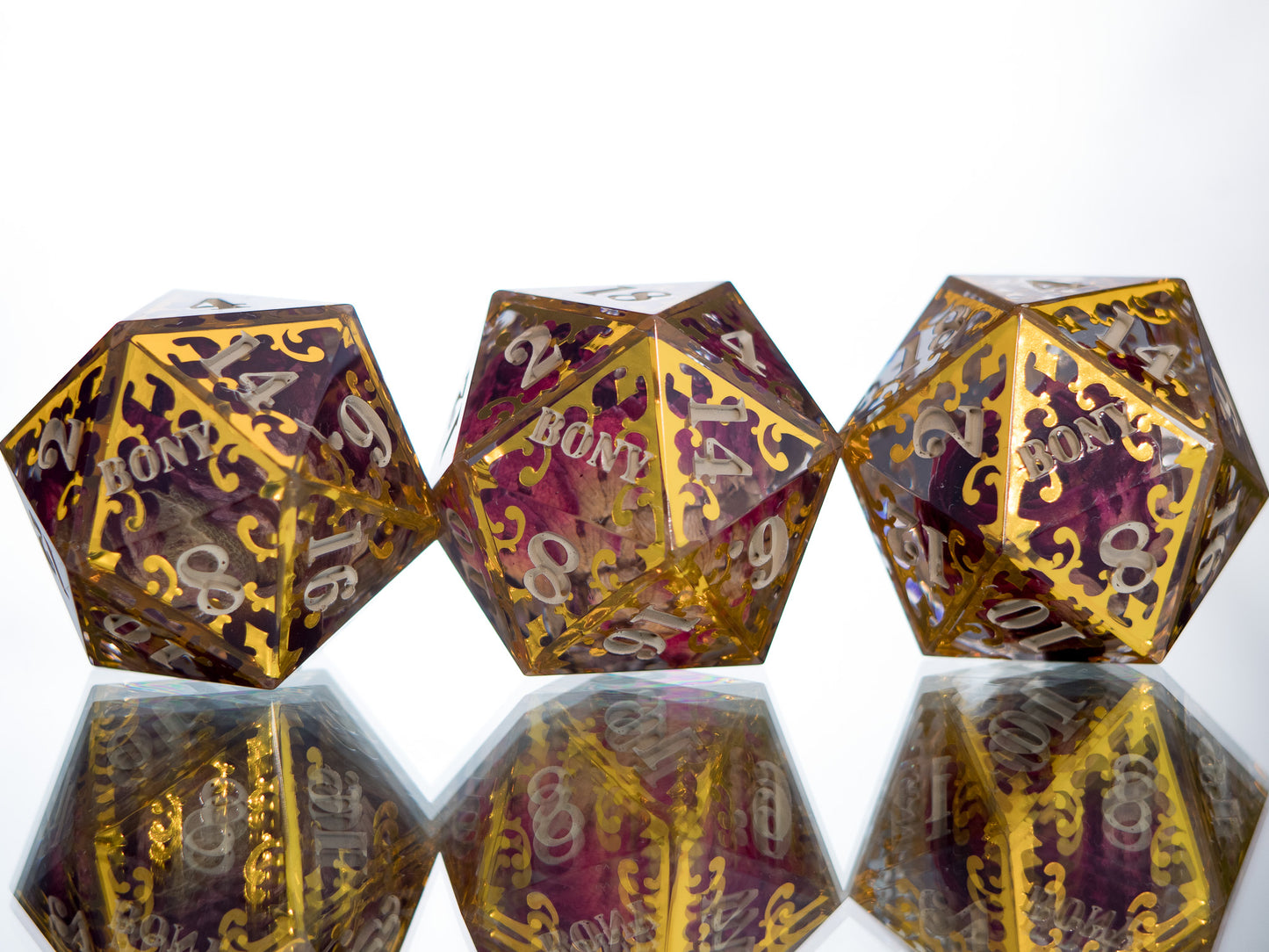 Gilded Thrones - Handmade D20