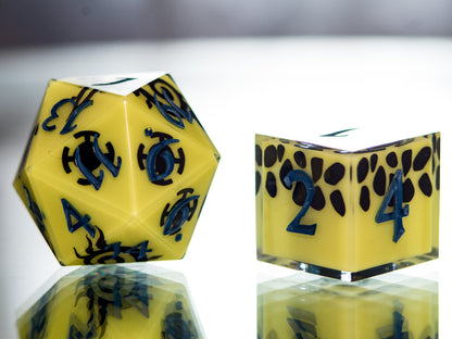 Surgeon of Death - 7 Piece Handmade Dice